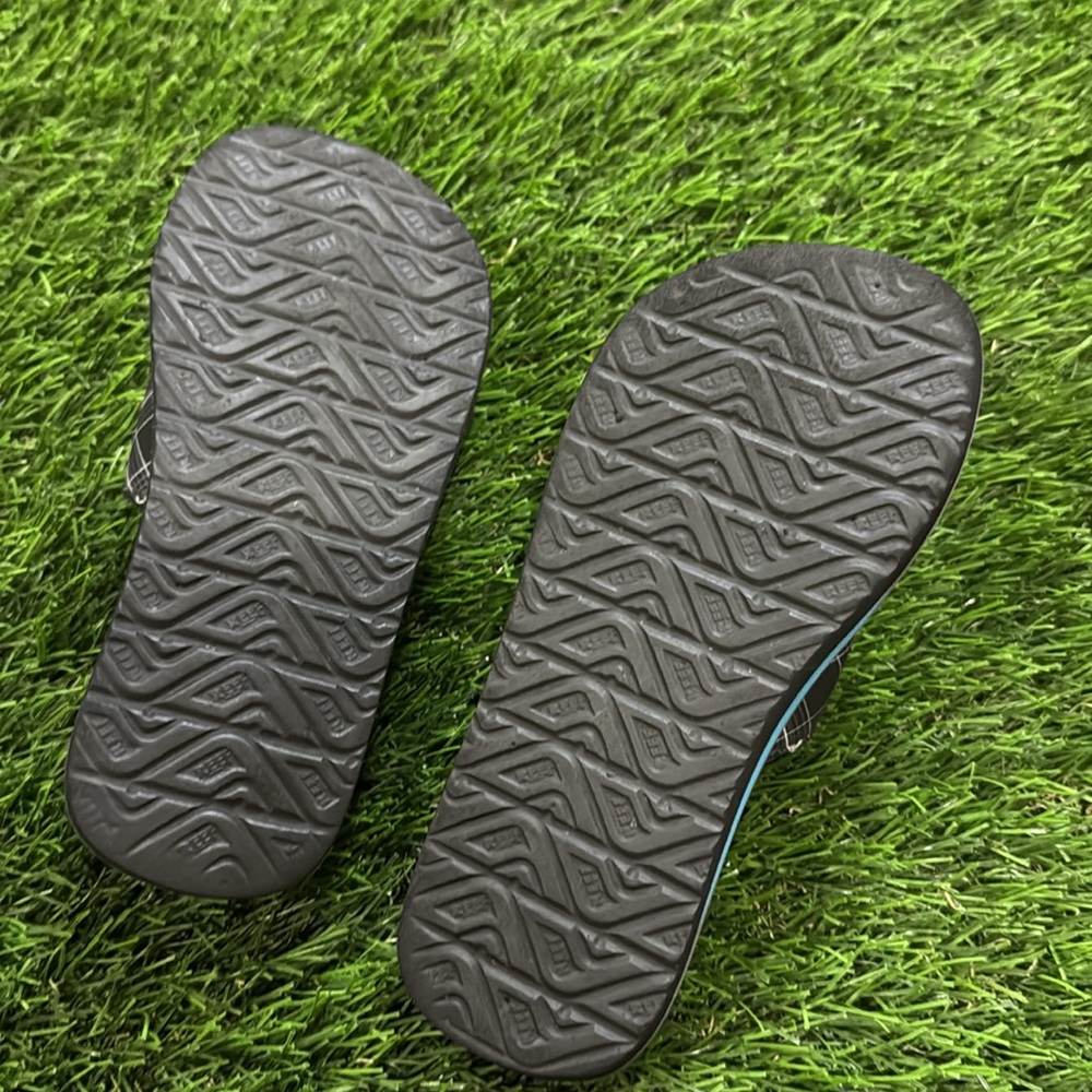 Reef Youth Sandals - Picture 4 of 5